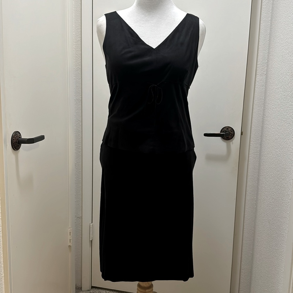 2 piece set black faux suede sleeveless top and skirt